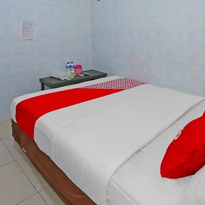 Kamar double standard